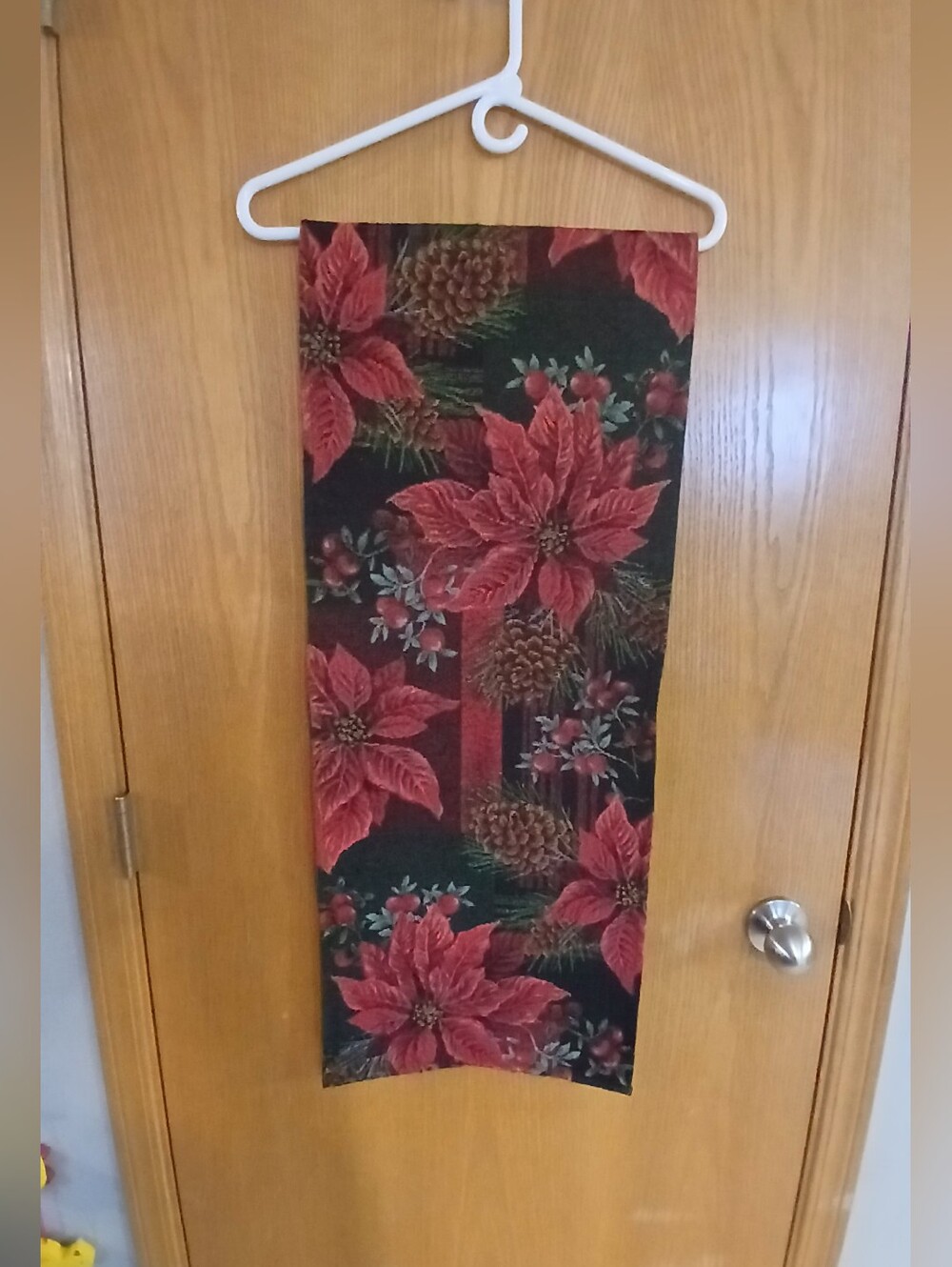 Poinsettia Table Runner Tapestry - Picture 6 of 8